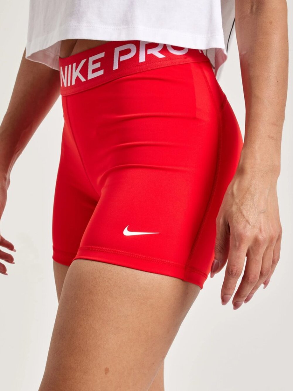 NIKE Pro Sculpt Mid-Rise Biker Shorts in University Red White Size Large NWT